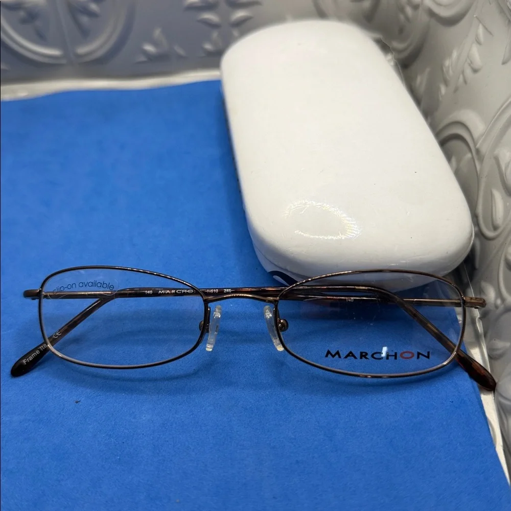 MarchOn Glasses 140‎ I 610 249 (glasses not sunglasses)